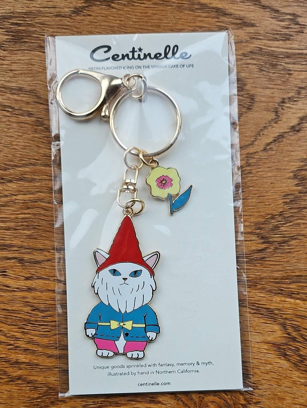 Centinelle Gnome Cat Keychain with Flower Charm - Red, Blue, Pink, Yellow